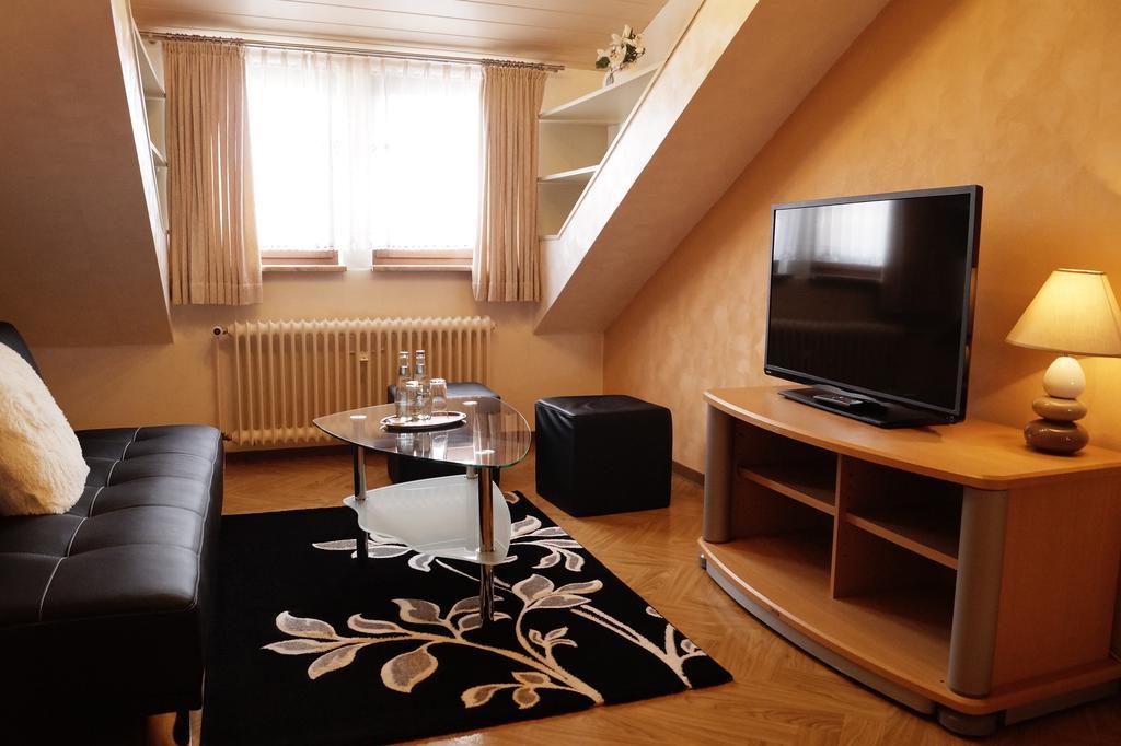 Pension Huhn Angersbach Kamer foto